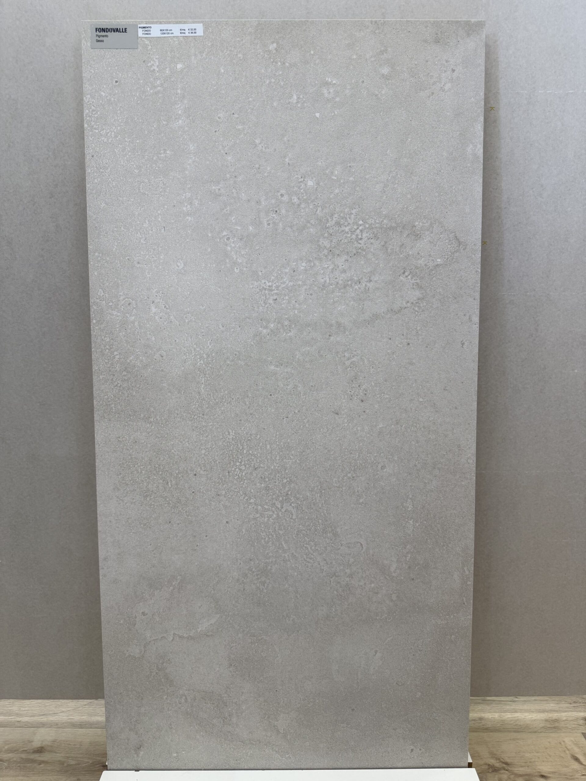 Piastrella per rivestimento in gres 60x120 pigmento gesso
