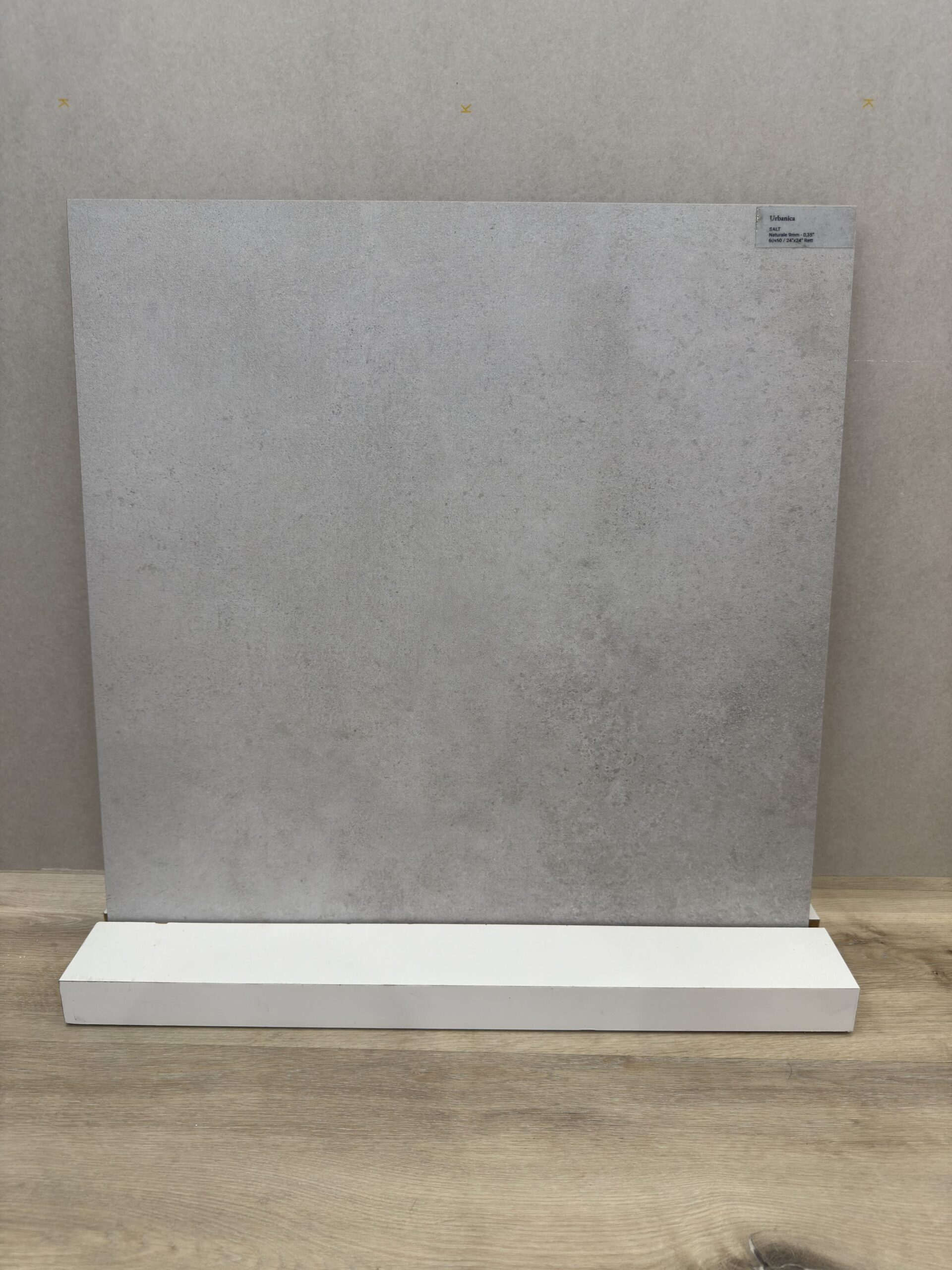 Piastrella per pavimento e rivestimento in gres 60x60 Urbanica Salt