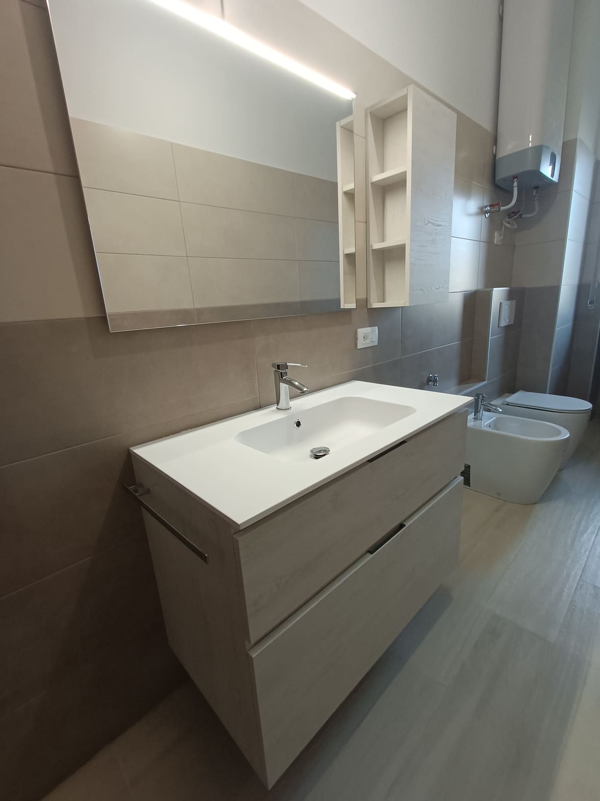 Composizione mobile bagno sospesa quercia sbiancata