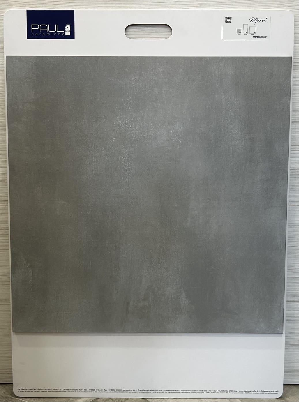 Piastrella per pavimento e rivestimento effetto cemento 60x60 more grey