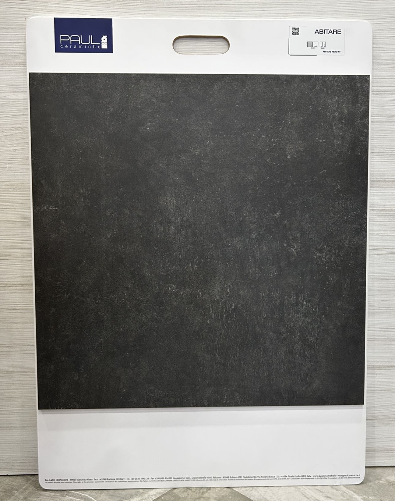 Piastrella per pavimento e rivestimento effetto cemento 60x60 Abitare nero