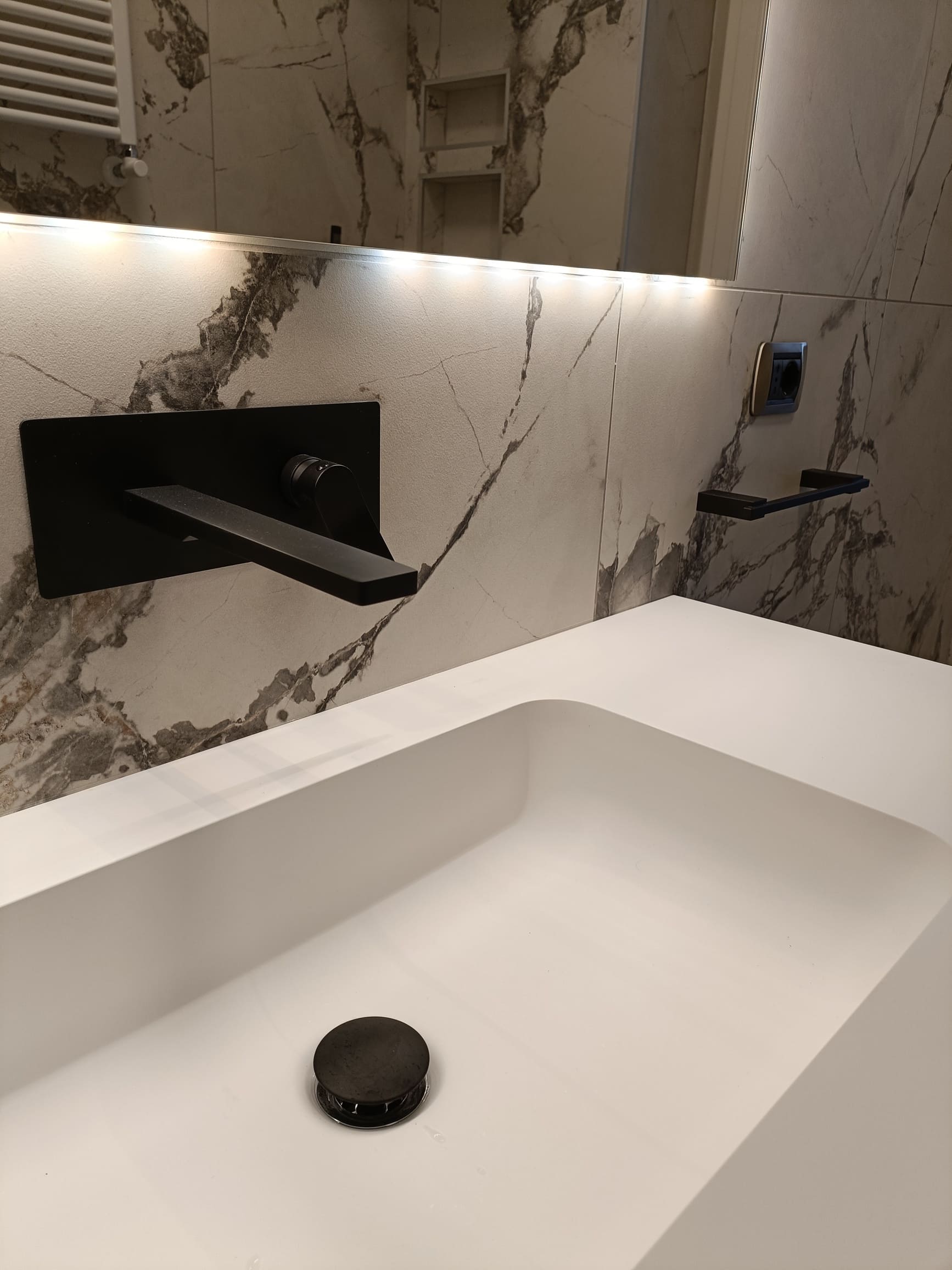 Miscelatore ad incasso lavabo tilt nero opaco